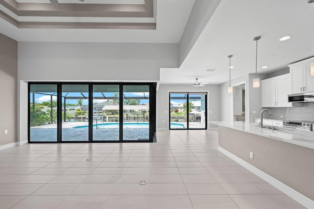 For Sale: $924,500 (3 beds, 2 baths, 2119 Square Feet)