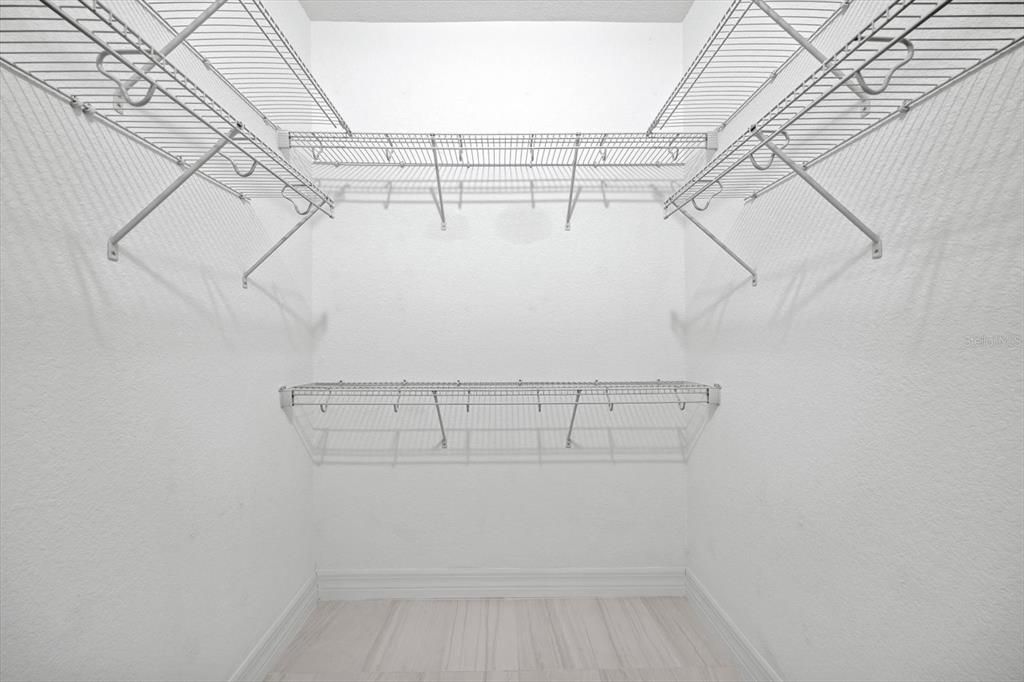 For Sale: $924,500 (3 beds, 2 baths, 2119 Square Feet)