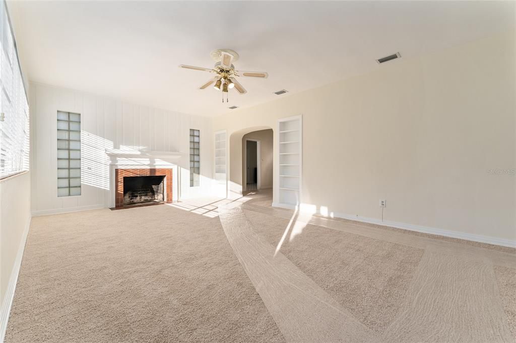 Active With Contract: $499,900 (4 beds, 2 baths, 2315 Square Feet)