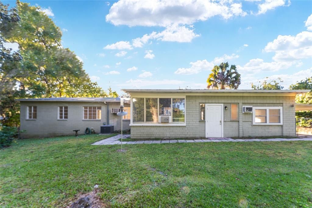 Active With Contract: $499,900 (4 beds, 2 baths, 2315 Square Feet)