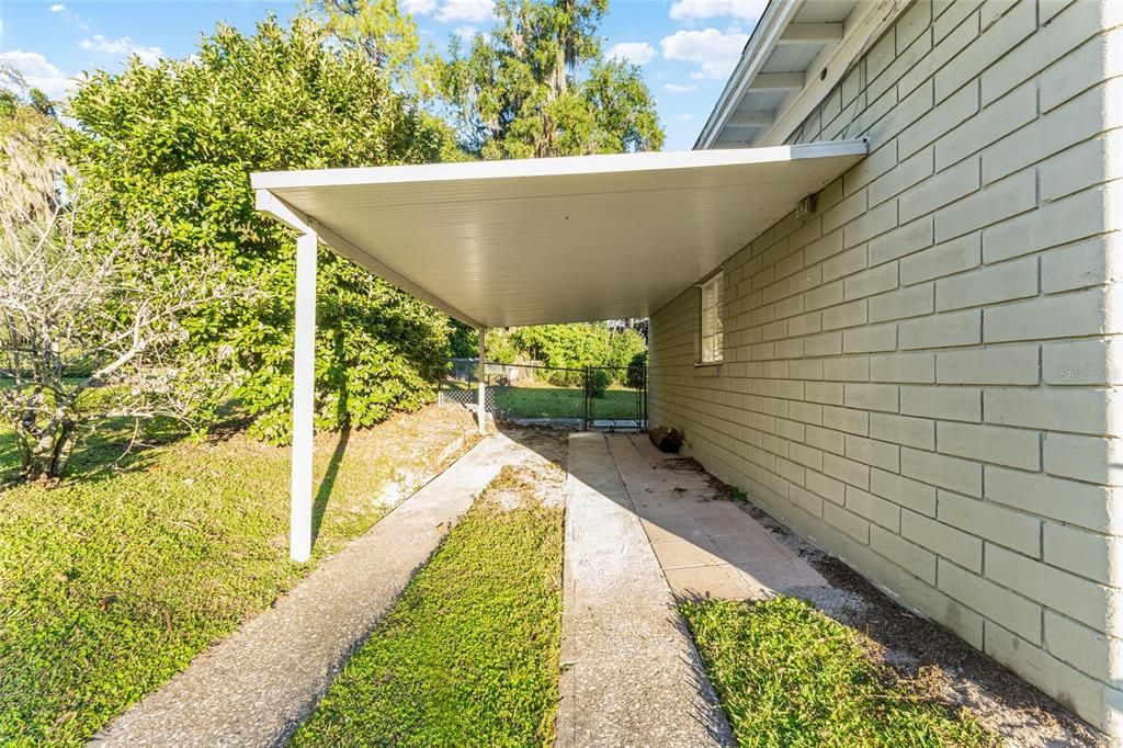 Active With Contract: $499,900 (4 beds, 2 baths, 2315 Square Feet)