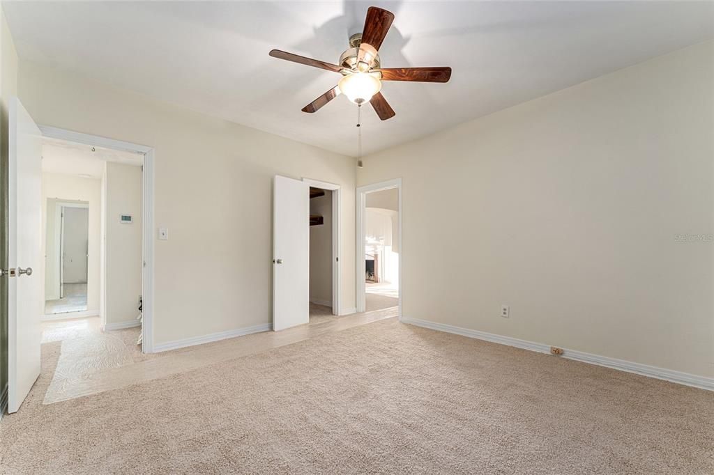 Active With Contract: $499,900 (4 beds, 2 baths, 2315 Square Feet)