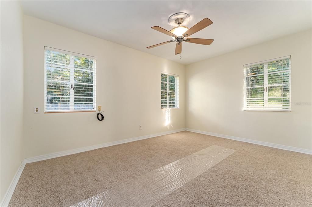 Active With Contract: $499,900 (4 beds, 2 baths, 2315 Square Feet)