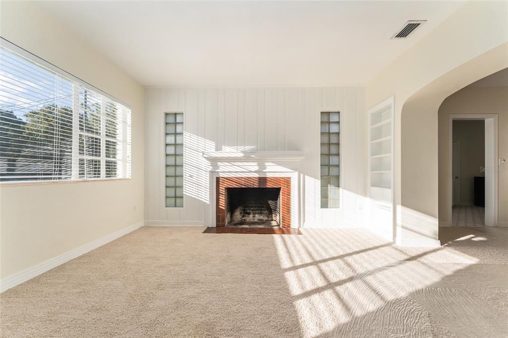 Active With Contract: $499,900 (4 beds, 2 baths, 2315 Square Feet)