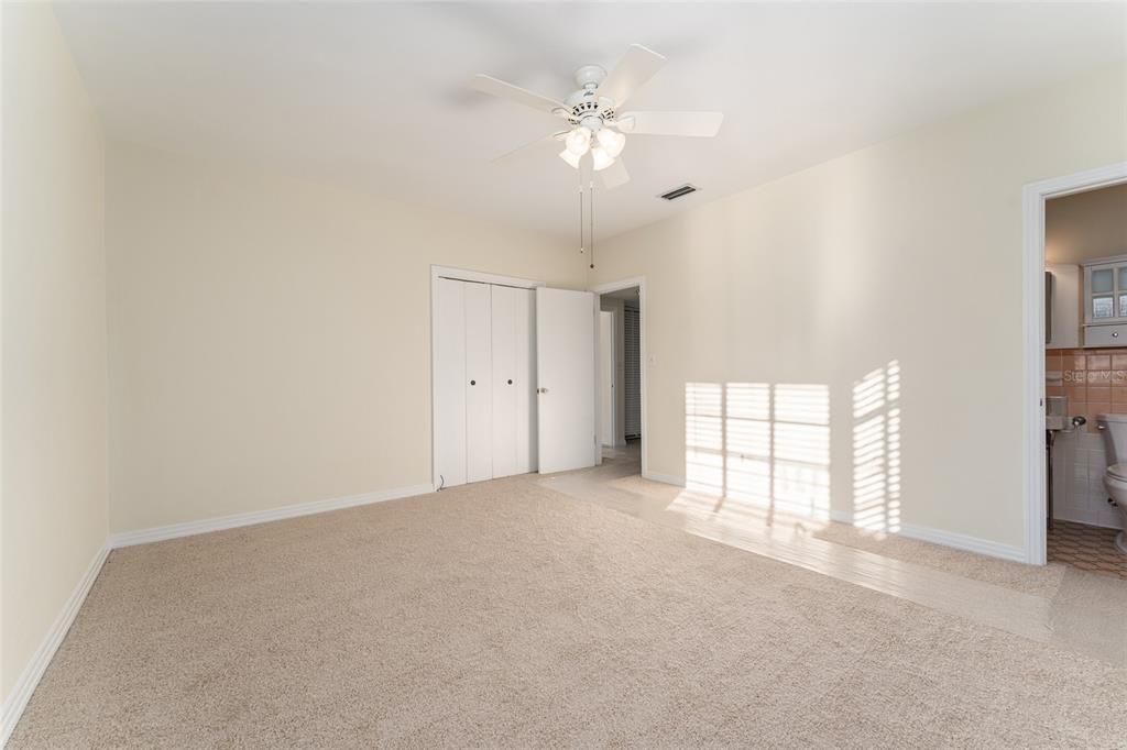 Active With Contract: $499,900 (4 beds, 2 baths, 2315 Square Feet)