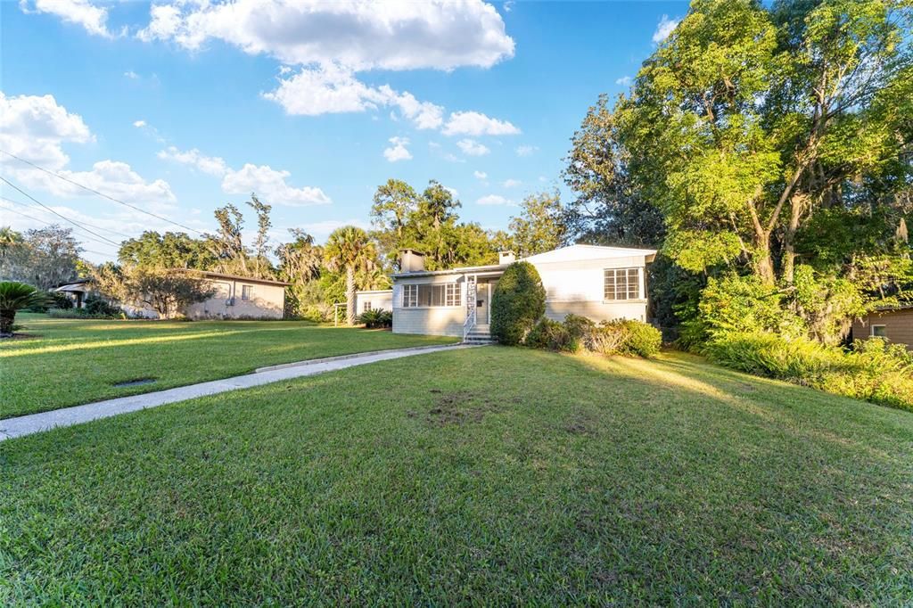 Active With Contract: $499,900 (4 beds, 2 baths, 2315 Square Feet)