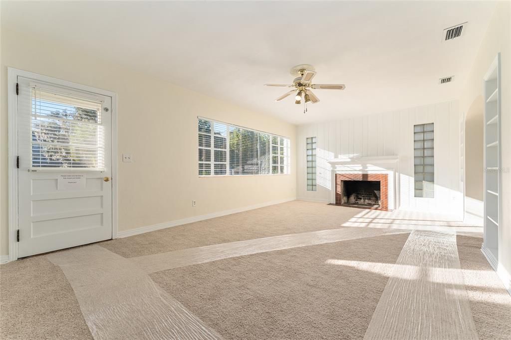 Active With Contract: $499,900 (4 beds, 2 baths, 2315 Square Feet)