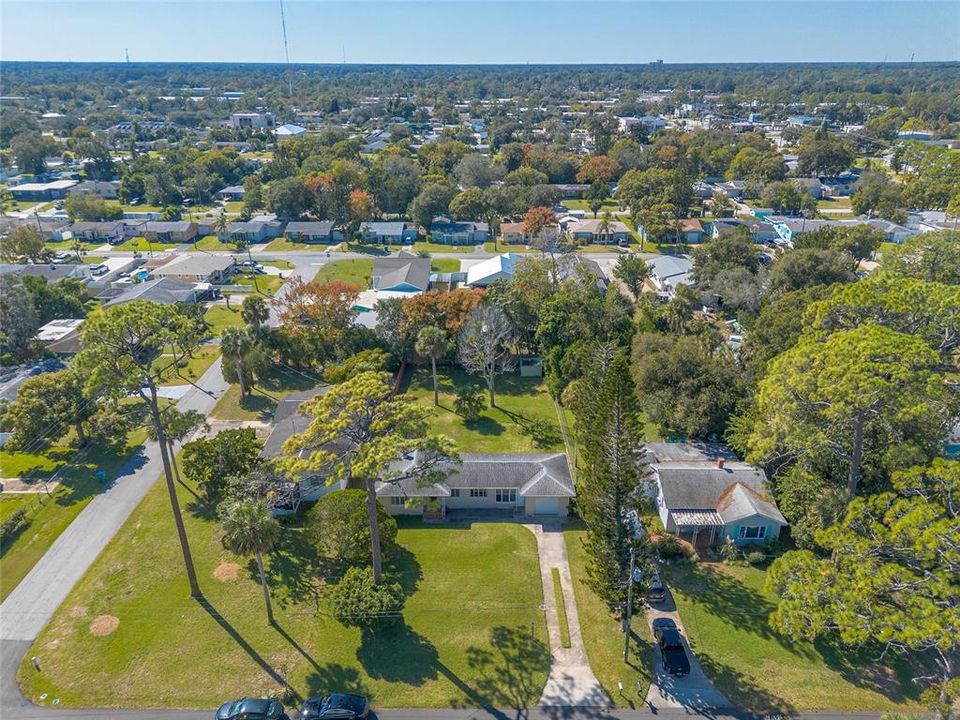 Active With Contract: $259,000 (2 beds, 1 baths, 1162 Square Feet)