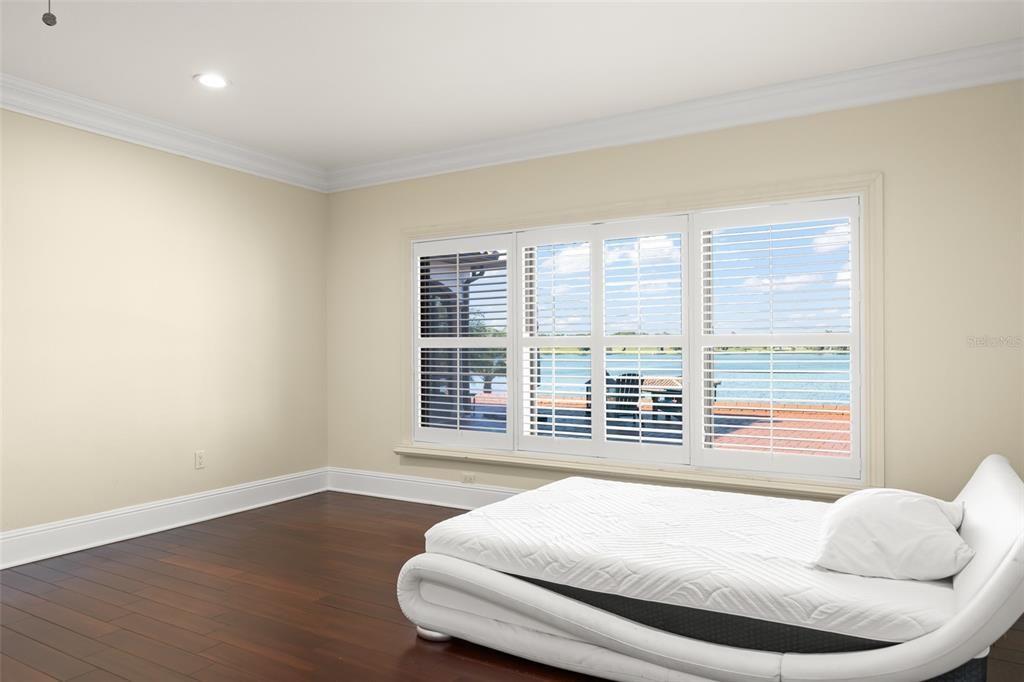 For Sale: $4,925,000 (7 beds, 8 baths, 8931 Square Feet)