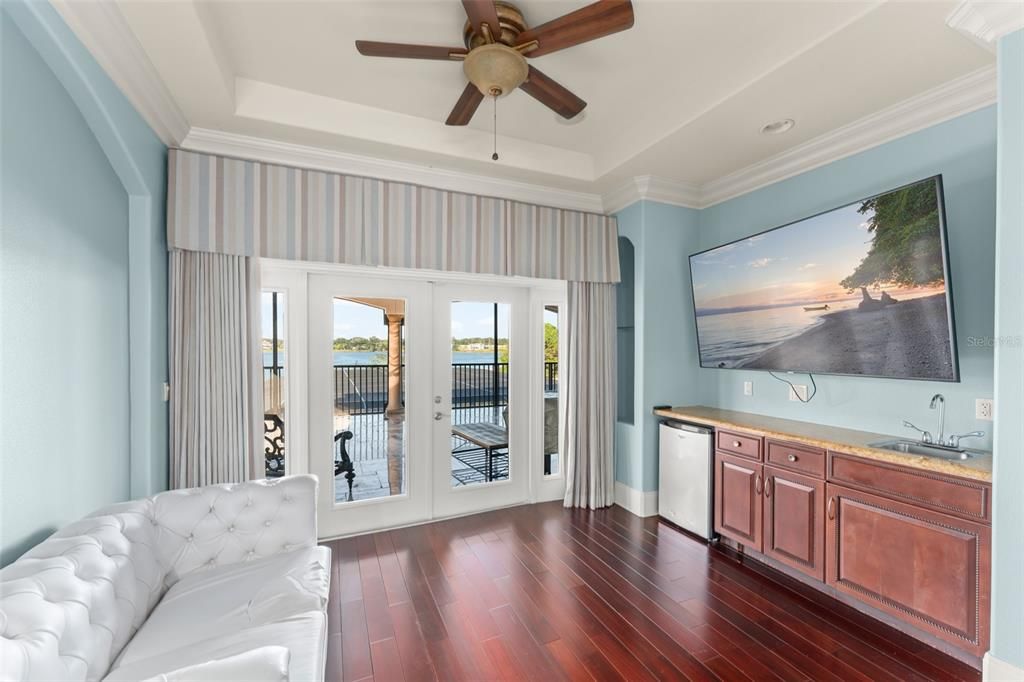 For Sale: $4,925,000 (7 beds, 8 baths, 8931 Square Feet)