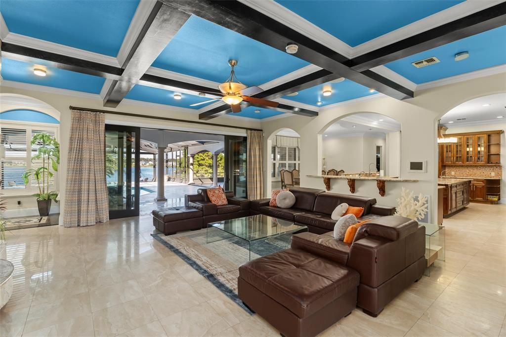 For Sale: $4,925,000 (7 beds, 8 baths, 8931 Square Feet)