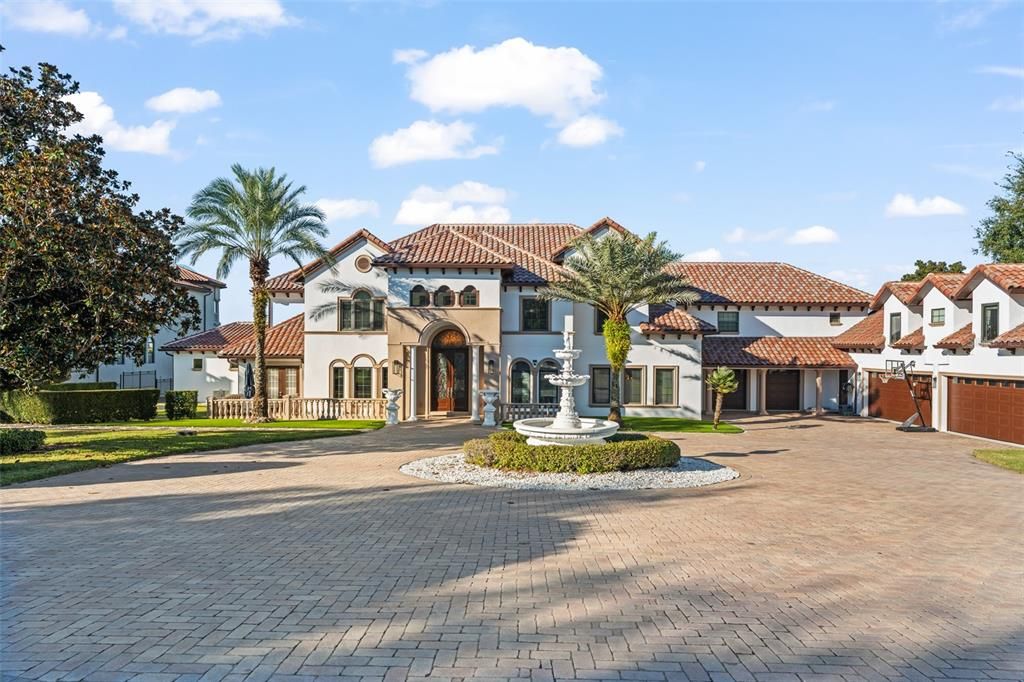 For Sale: $4,925,000 (7 beds, 8 baths, 8931 Square Feet)