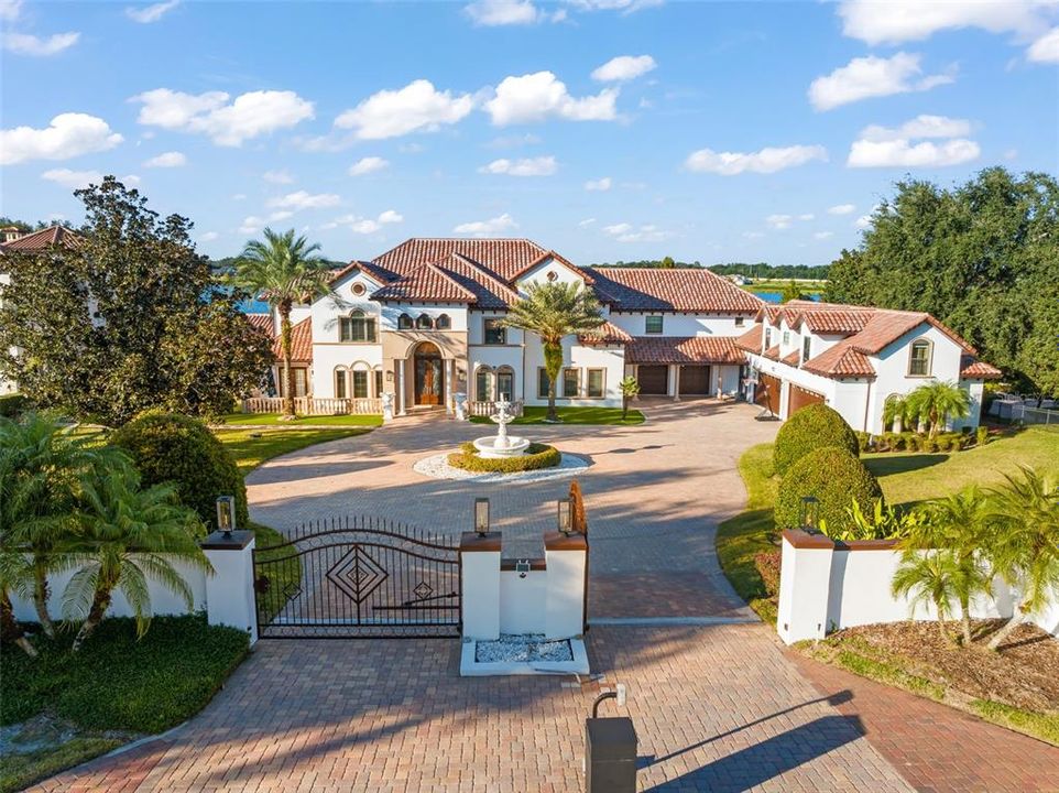 For Sale: $4,925,000 (7 beds, 8 baths, 8931 Square Feet)
