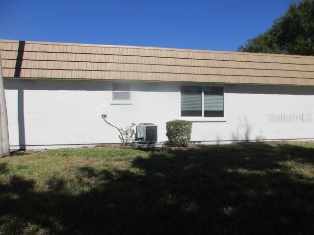 For Sale: $180,000 (2 beds, 2 baths, 1120 Square Feet)