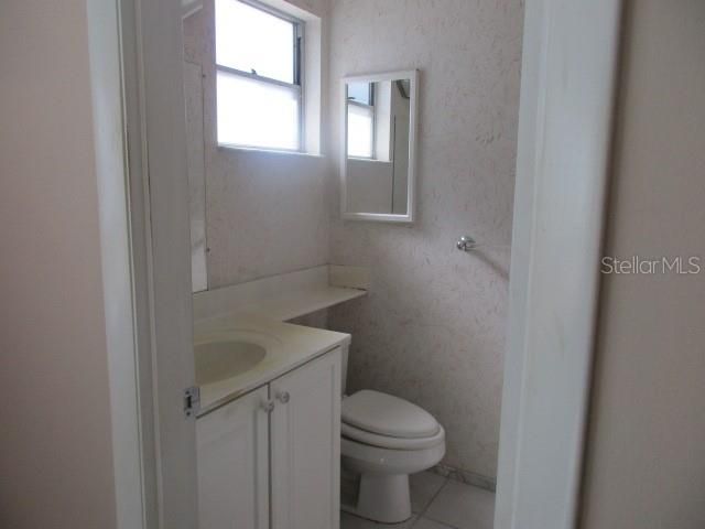 For Sale: $180,000 (2 beds, 2 baths, 1120 Square Feet)