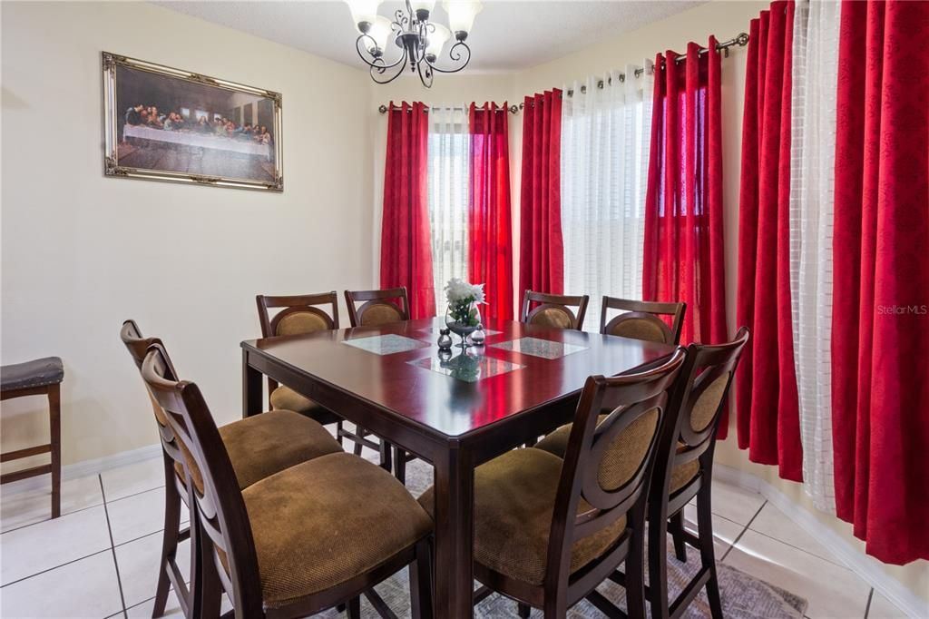 For Sale: $480,000 (5 beds, 3 baths, 3619 Square Feet)