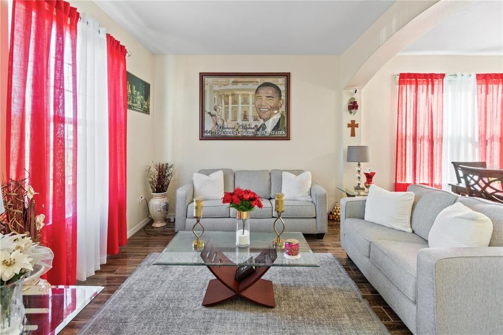 For Sale: $480,000 (5 beds, 3 baths, 3619 Square Feet)