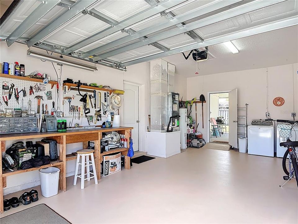 For Sale: $340,000 (3 beds, 2 baths, 1282 Square Feet)