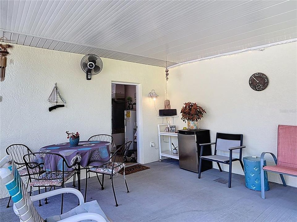 For Sale: $340,000 (3 beds, 2 baths, 1282 Square Feet)