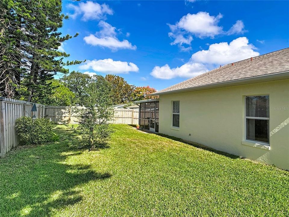 For Sale: $340,000 (3 beds, 2 baths, 1282 Square Feet)