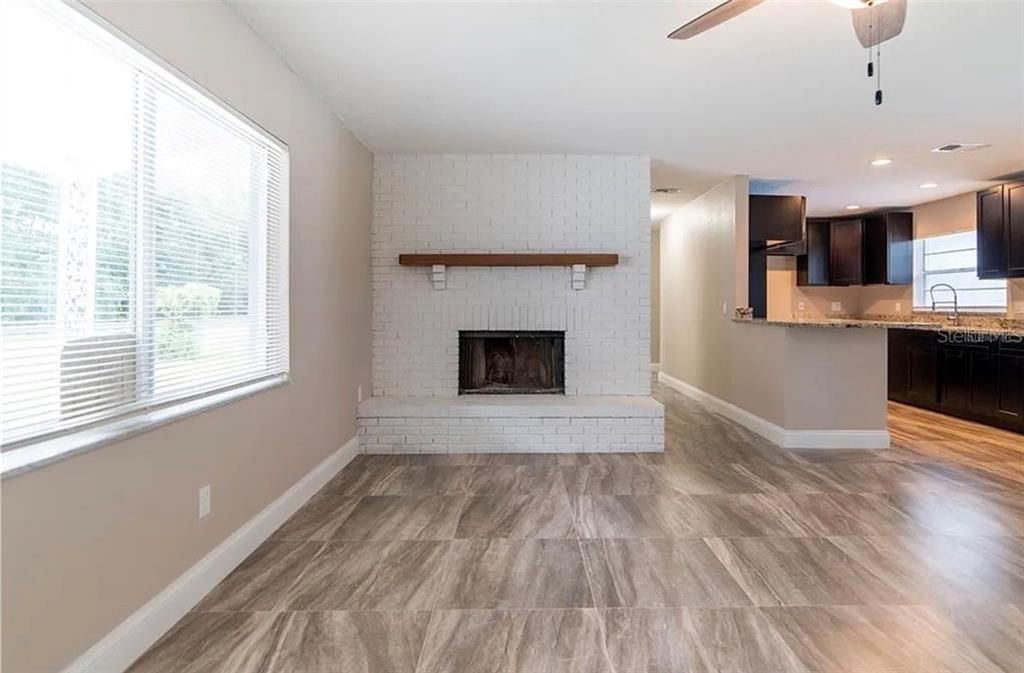 For Sale: $340,000 (3 beds, 0 baths, 1224 Square Feet)