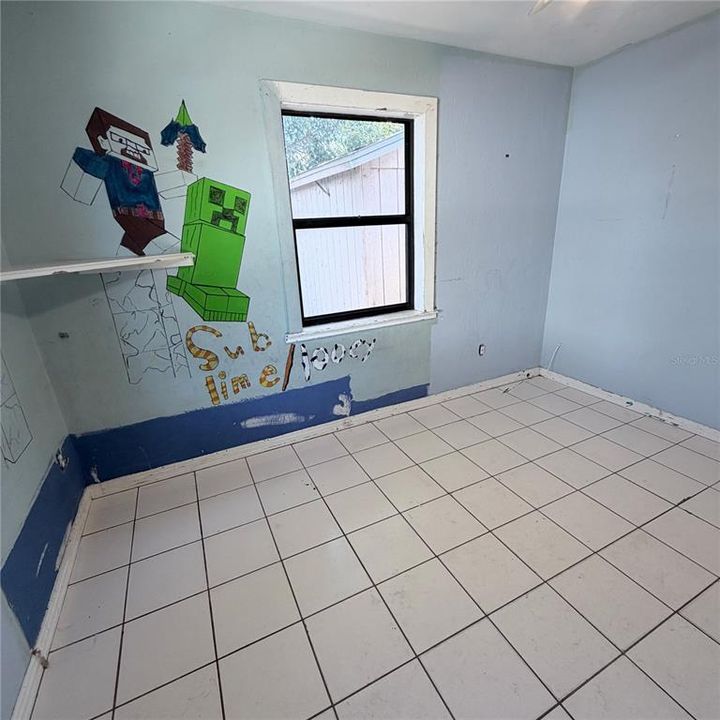 Activo con contrato: $370,000 (3 camas, 2 baños, 1471 Pies cuadrados)