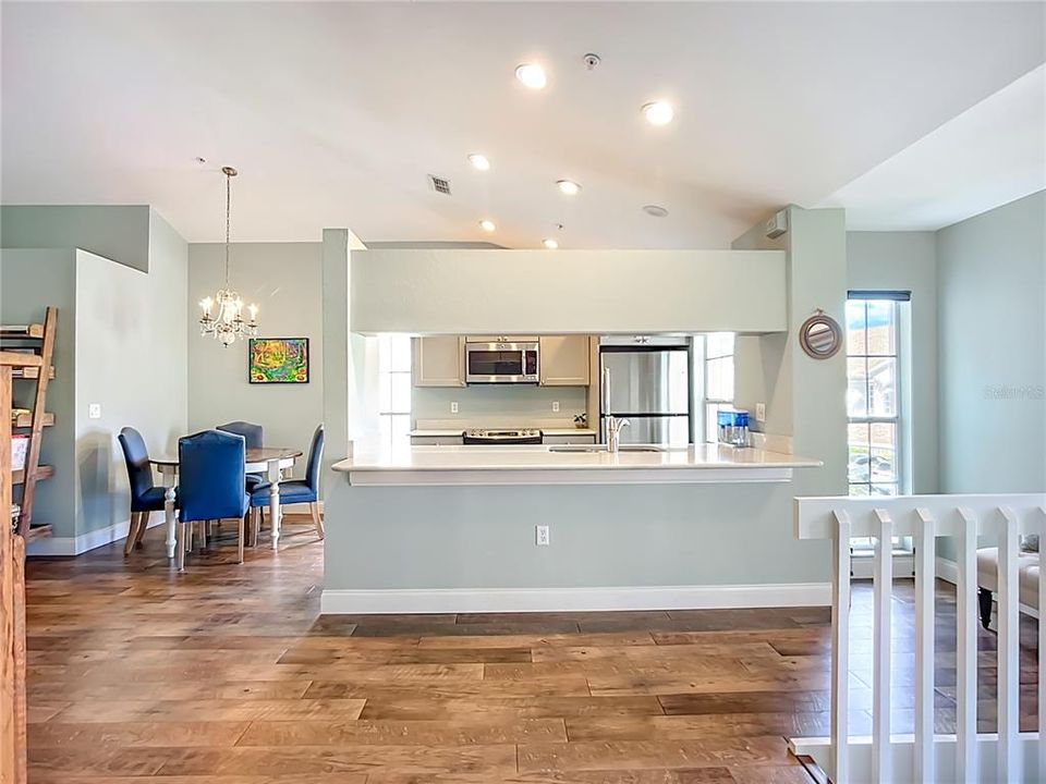 For Sale: $344,000 (3 beds, 2 baths, 1375 Square Feet)