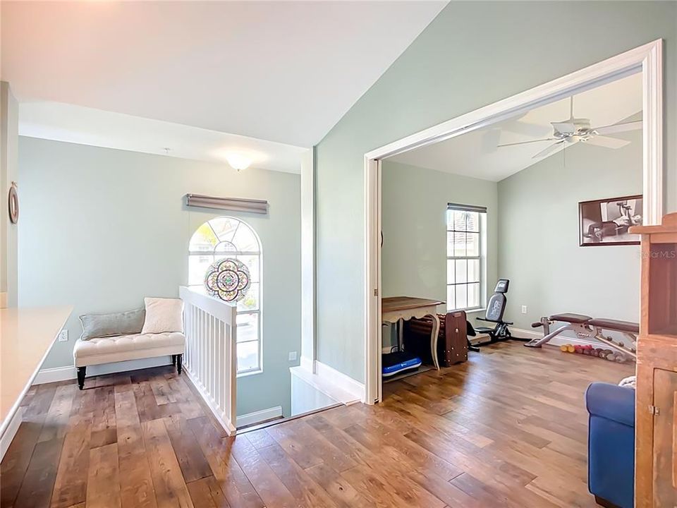 For Sale: $344,000 (3 beds, 2 baths, 1375 Square Feet)