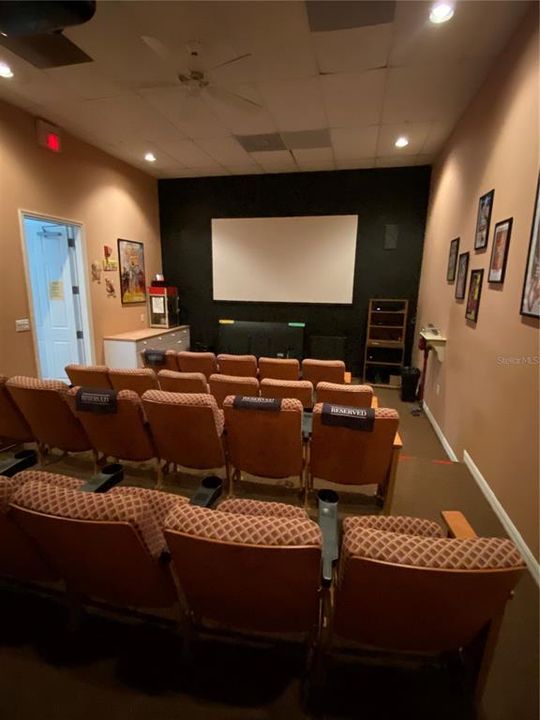 For Sale: $344,000 (3 beds, 2 baths, 1375 Square Feet)