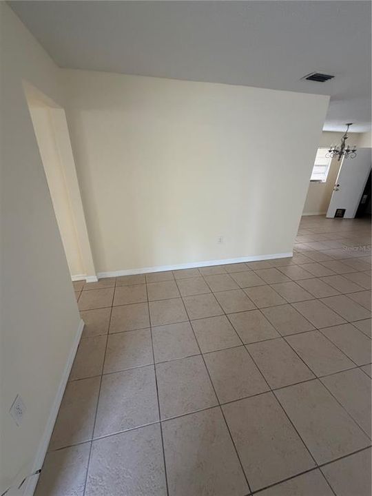 В аренду: $1,700 (2 спален, 1 ванн, 1138 Квадратных фут)