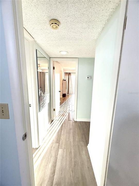 For Sale: $115,000 (2 beds, 2 baths, 1120 Square Feet)