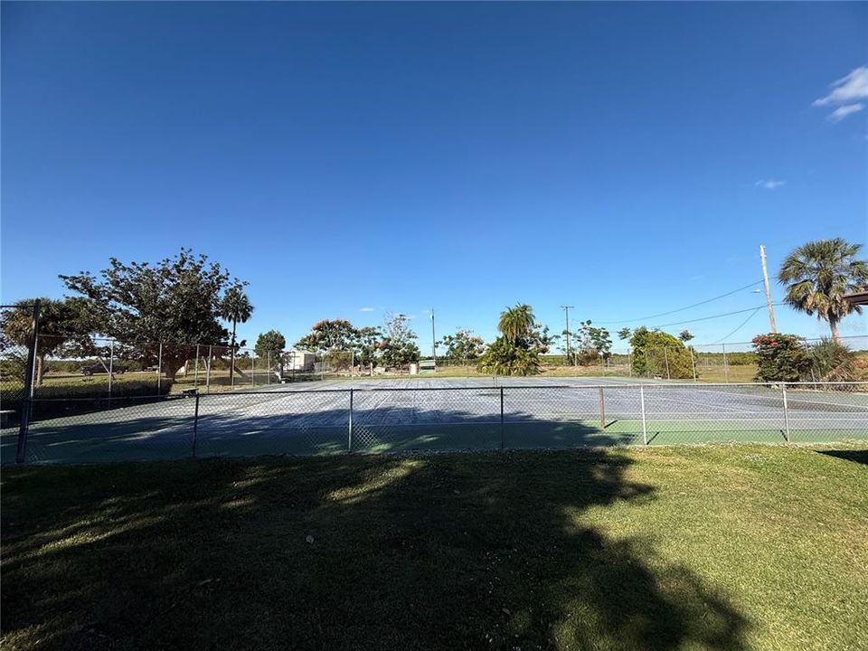 For Sale: $115,000 (2 beds, 2 baths, 1120 Square Feet)