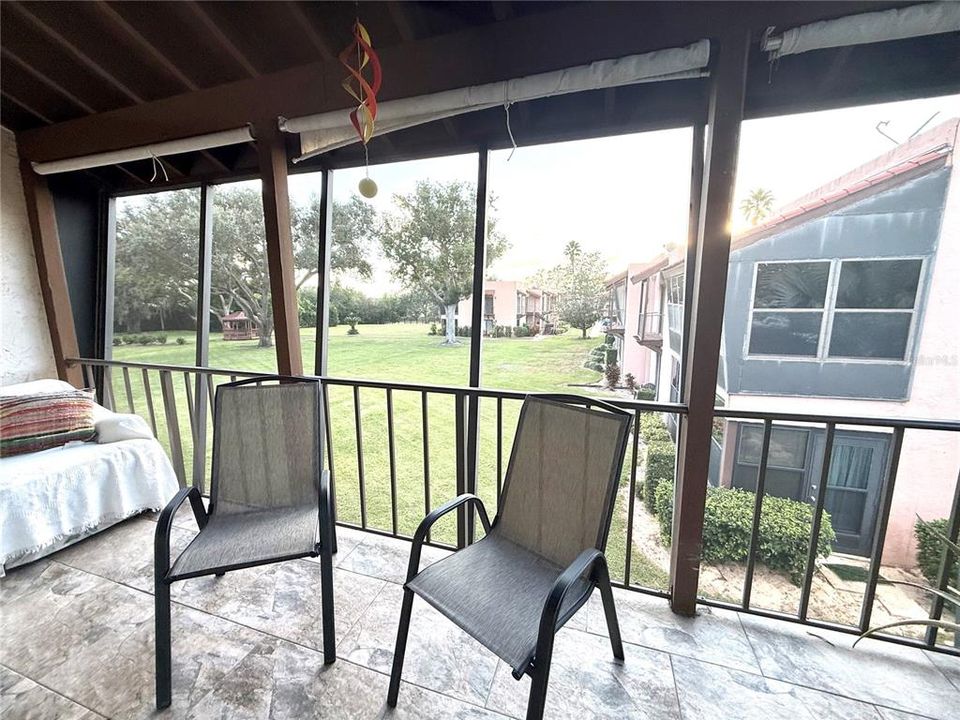 For Sale: $115,000 (2 beds, 2 baths, 1120 Square Feet)