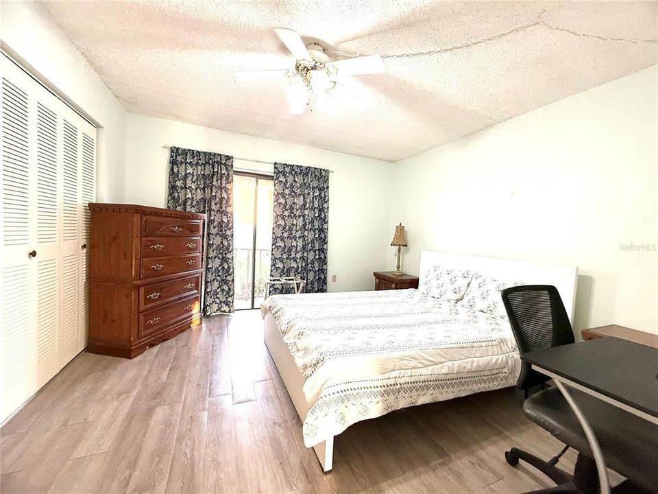 For Sale: $115,000 (2 beds, 2 baths, 1120 Square Feet)