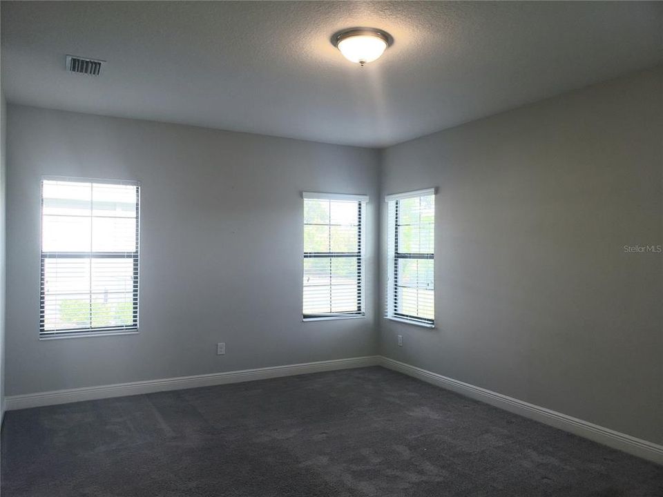 Active With Contract: $2,795 (4 beds, 2 baths, 2105 Square Feet)