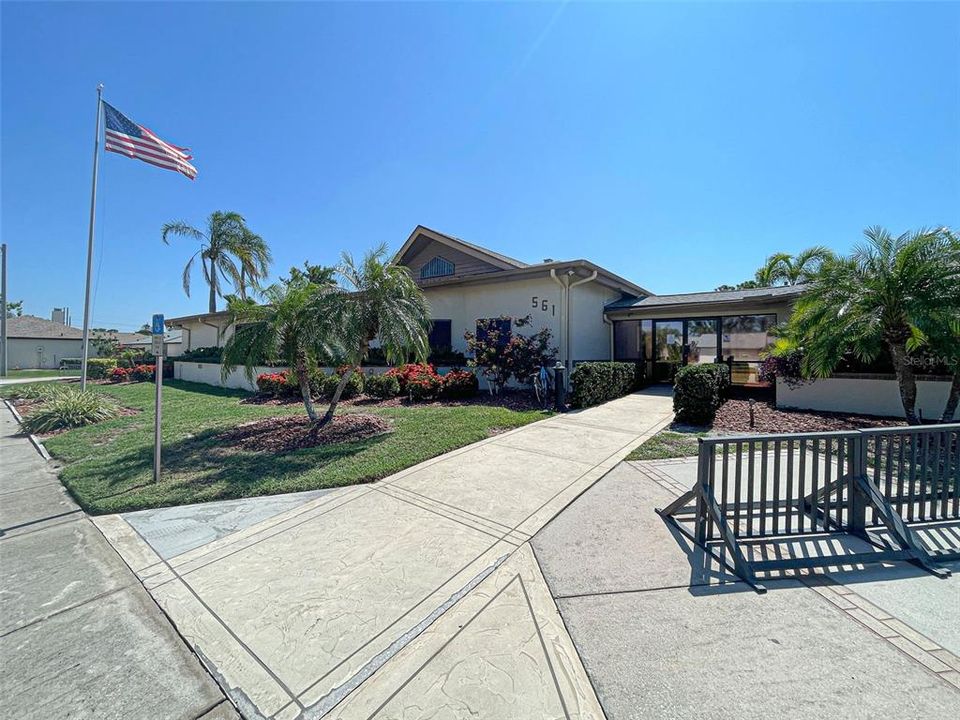 For Sale: $250,000 (2 beds, 2 baths, 1383 Square Feet)