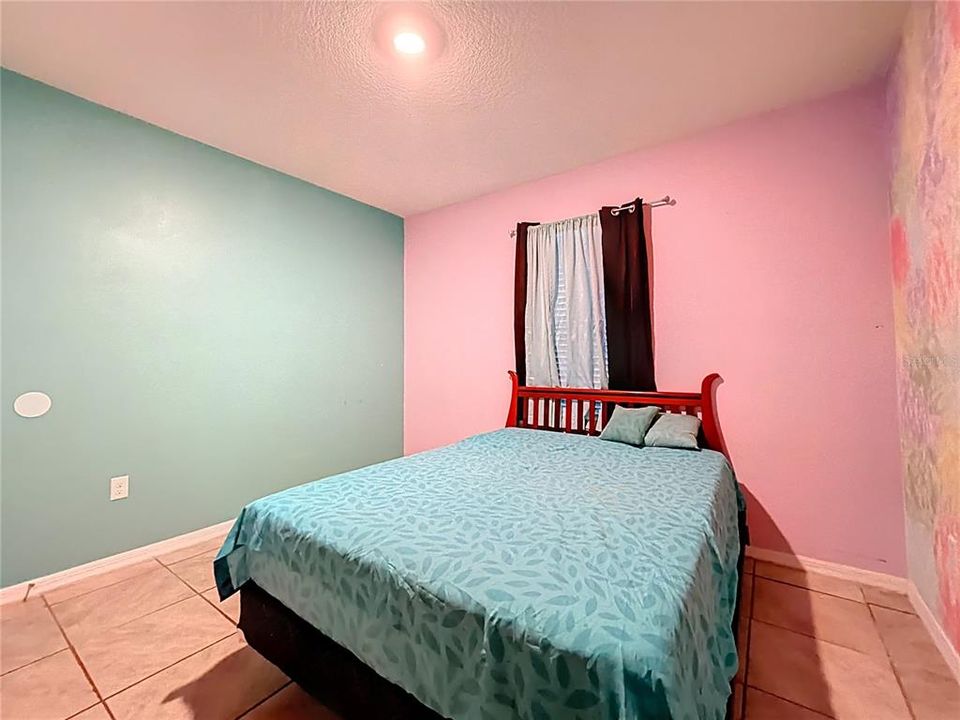 For Sale: $339,000 (4 beds, 2 baths, 1867 Square Feet)