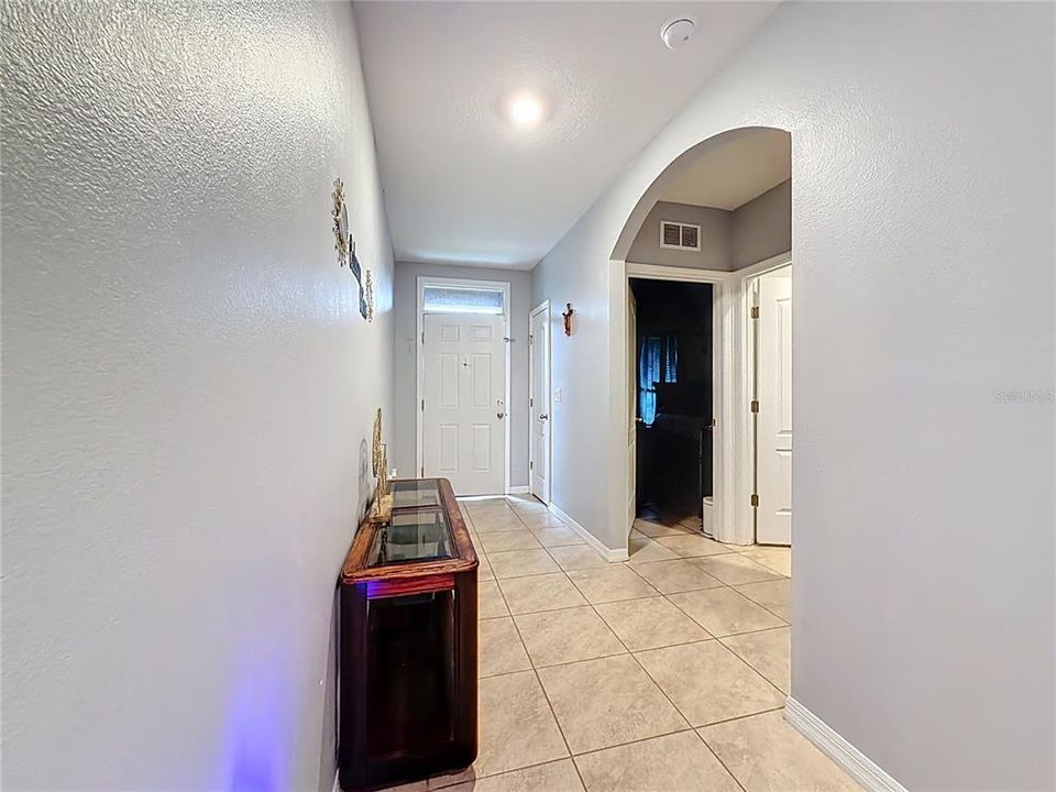For Sale: $339,000 (4 beds, 2 baths, 1867 Square Feet)