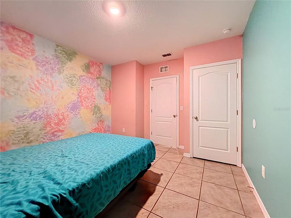 For Sale: $339,000 (4 beds, 2 baths, 1867 Square Feet)