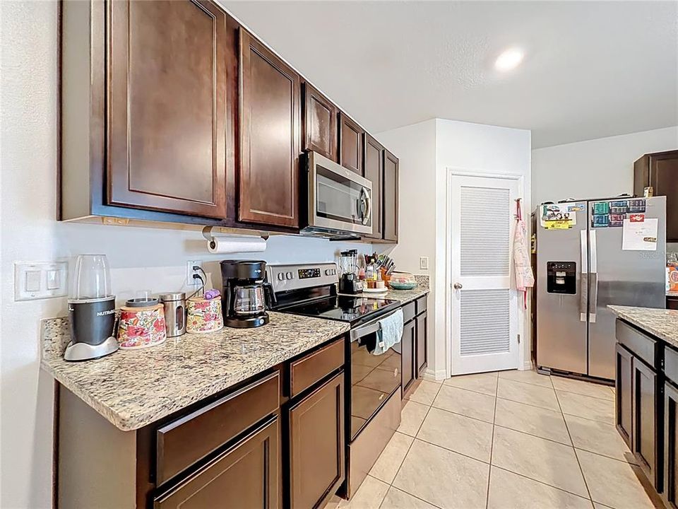 For Sale: $339,000 (4 beds, 2 baths, 1867 Square Feet)