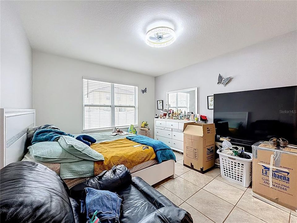 For Sale: $339,000 (4 beds, 2 baths, 1867 Square Feet)