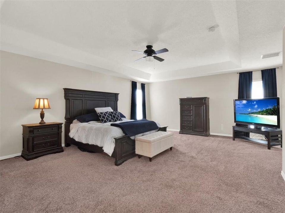 Active With Contract: $625,000 (5 beds, 2 baths, 3607 Square Feet)