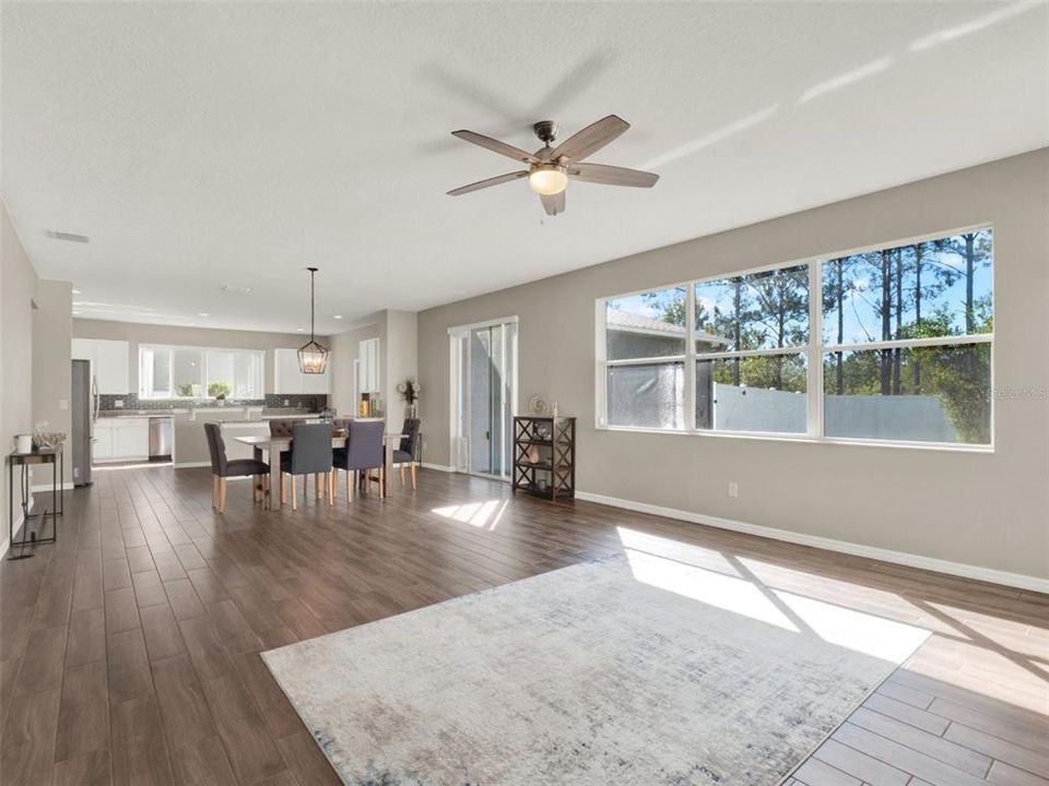 Active With Contract: $625,000 (5 beds, 2 baths, 3607 Square Feet)