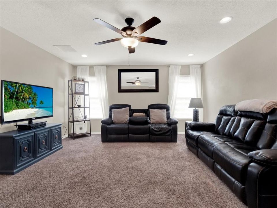 Active With Contract: $625,000 (5 beds, 2 baths, 3607 Square Feet)