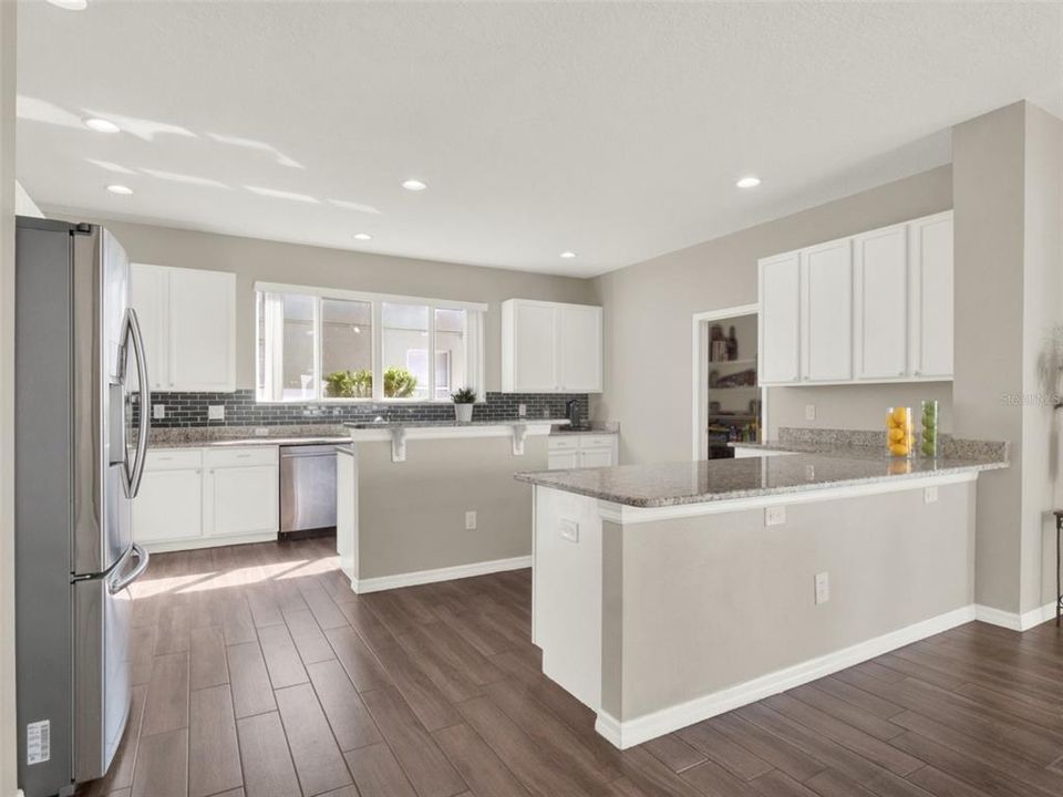 Active With Contract: $625,000 (5 beds, 2 baths, 3607 Square Feet)