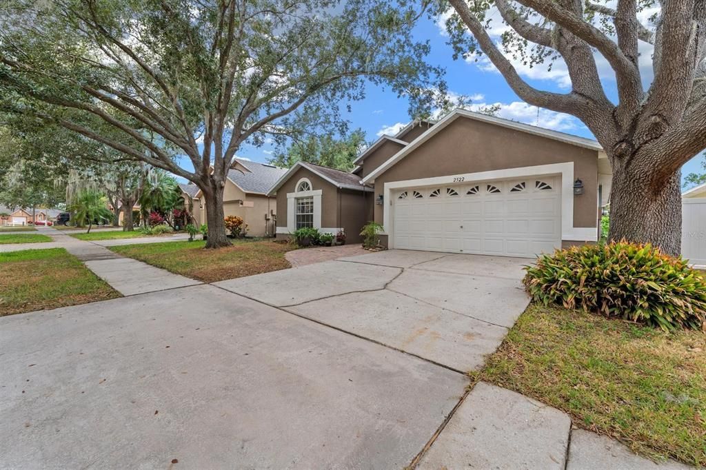 合同活跃: $369,000 (4 贝兹, 2 浴室, 1782 平方英尺)