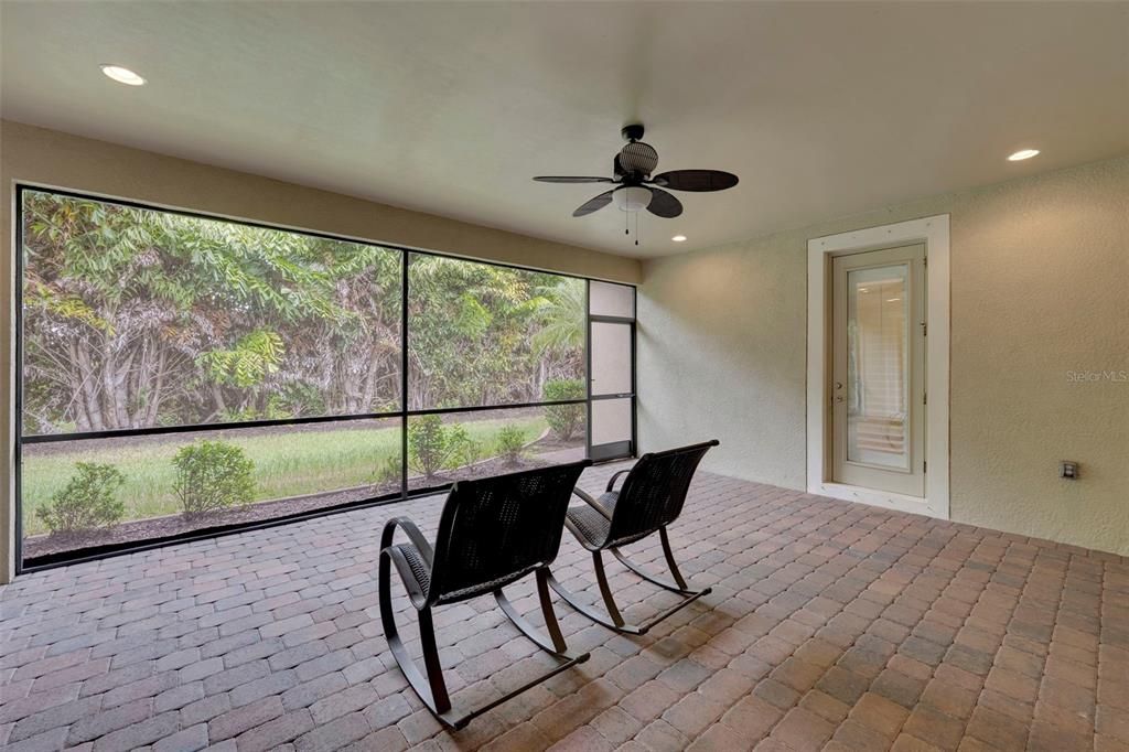 待售: $599,000 (3 贝兹, 3 浴室, 2647 平方英尺)