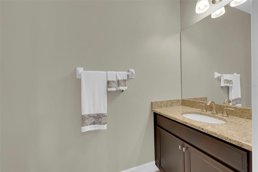 待售: $599,000 (3 贝兹, 3 浴室, 2647 平方英尺)