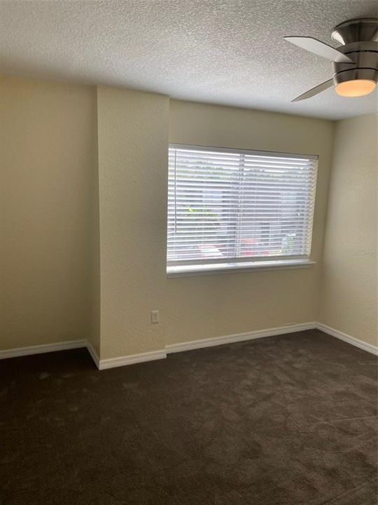 For Rent: $1,695 (2 beds, 1 baths, 1240 Square Feet)