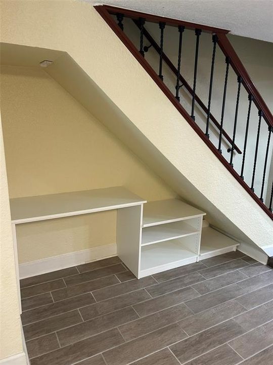 For Rent: $1,695 (2 beds, 1 baths, 1240 Square Feet)